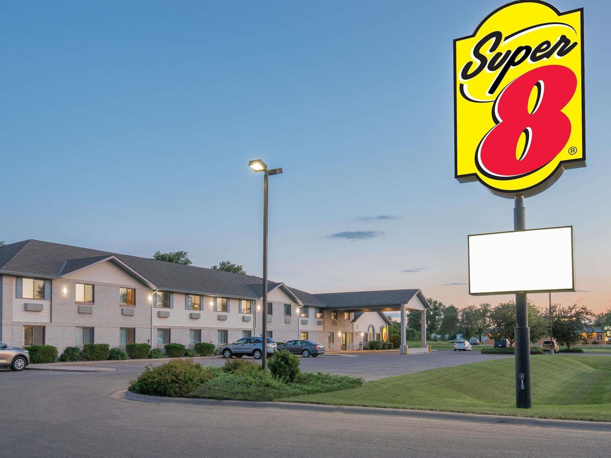 Wrangler Hotel Morris Exterior photo